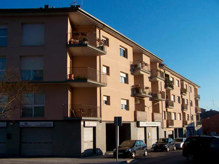 Edificio plurifamiliar de obra nueva construido por Mogar en Esparreguera